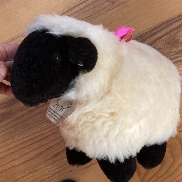 Soft & Huggable Ewe Wear Stuffed Suffolk Lamb Toy for Special Children. New - Picture 4 of 8